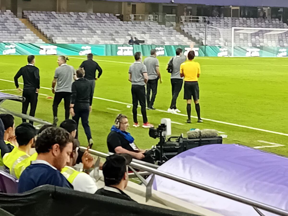 عصبانیت و اعتراض شدید قلعه‌نویی، محصول مشترک داور و ازبک‌ها! +عکس