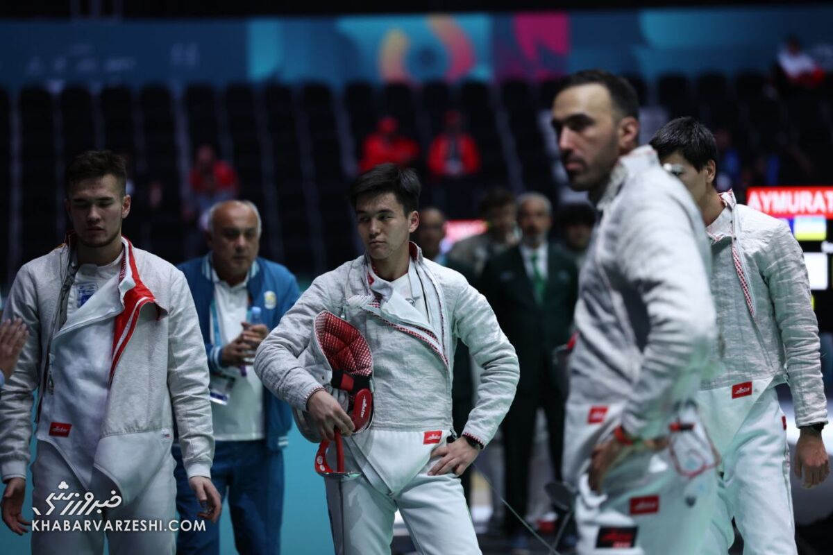 ویدیو| شمشیربازان ایران در اعتراض فریاد کشیدند و شمشیر بالا بردند!