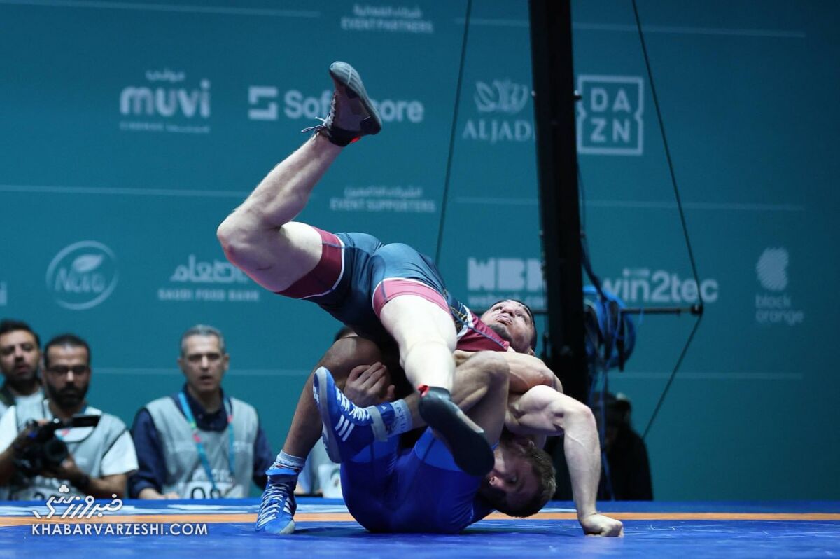 ویدیو| رحمان عموزاد با این کنده فرنگی بی رحمانه طلا گرفت!