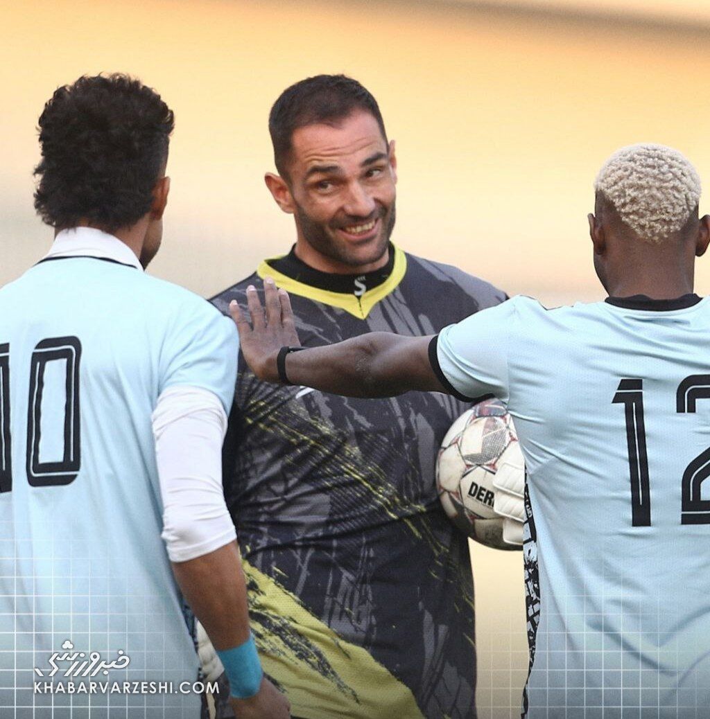 تمرین استقلال 