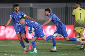 استقلال ۲ - پادیاب ۱/ کامبک سخت با دبل آسانی/ صعود استقلال به یک‌هشتم نهایی جام حذفی