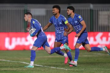 ویدیو| خلاصه بازی استقلال ۲ - پادیاب ۱/ باز هم آسانی نجات داد