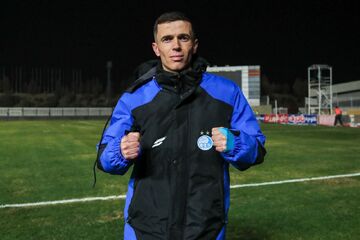 سلفی عاشقانه ستاره استقلال با همسرش +عکس