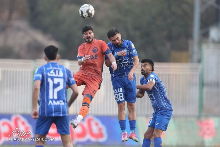 استقلال - پادیاب