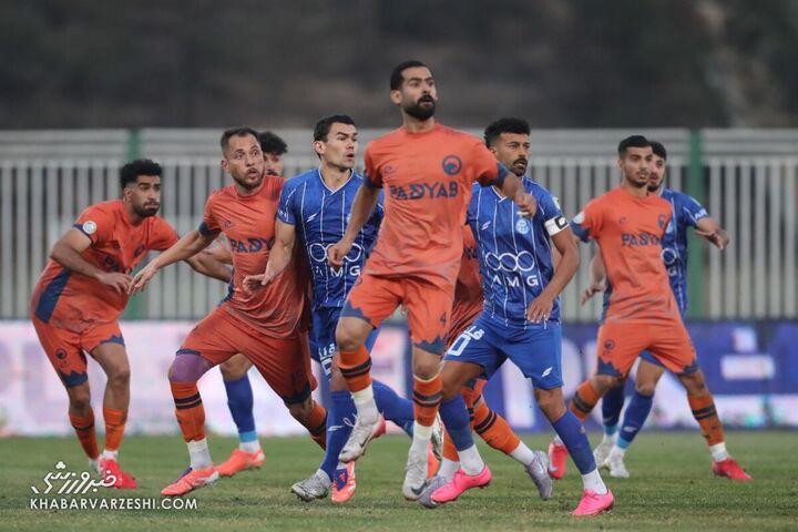 استقلال - پادیاب