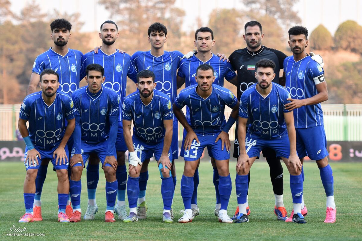 عکس تیمی استقلال مقابل پادیاب