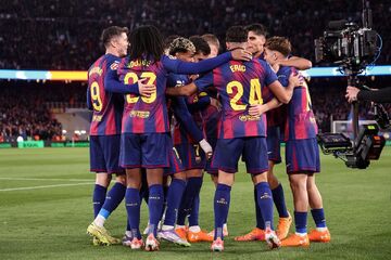 بارسلونا ۴ - بیلبائو ۰/ بارسا در نوکمپ ترسناک شد/ صدرنشینی موقت شاگردان فلیک