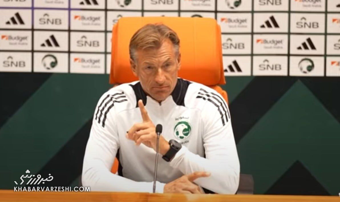 ویدیو| سکوت هروه رنار هنگام پخش اذان/ آقای سرمربی نشست خبری را قطع کرد