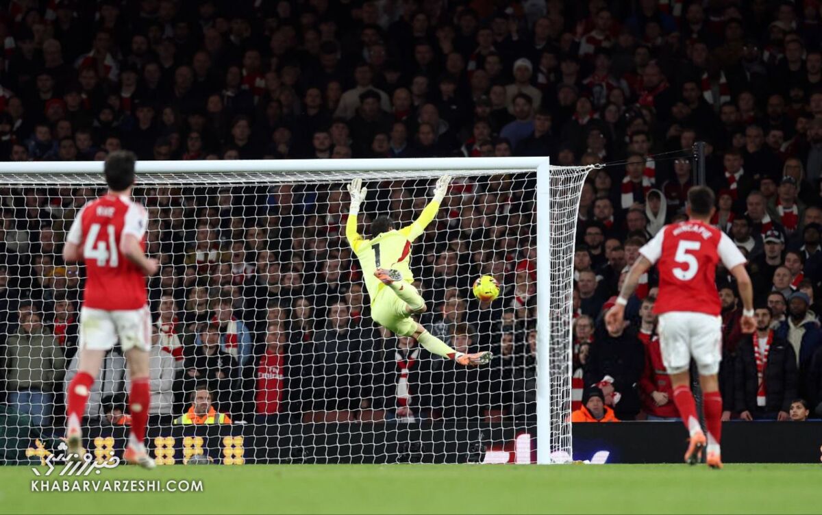 ویدیو| سوپرگل انفجاری ریچالیسون از وسط زمین در دیدار آرسنال – تاتنهام