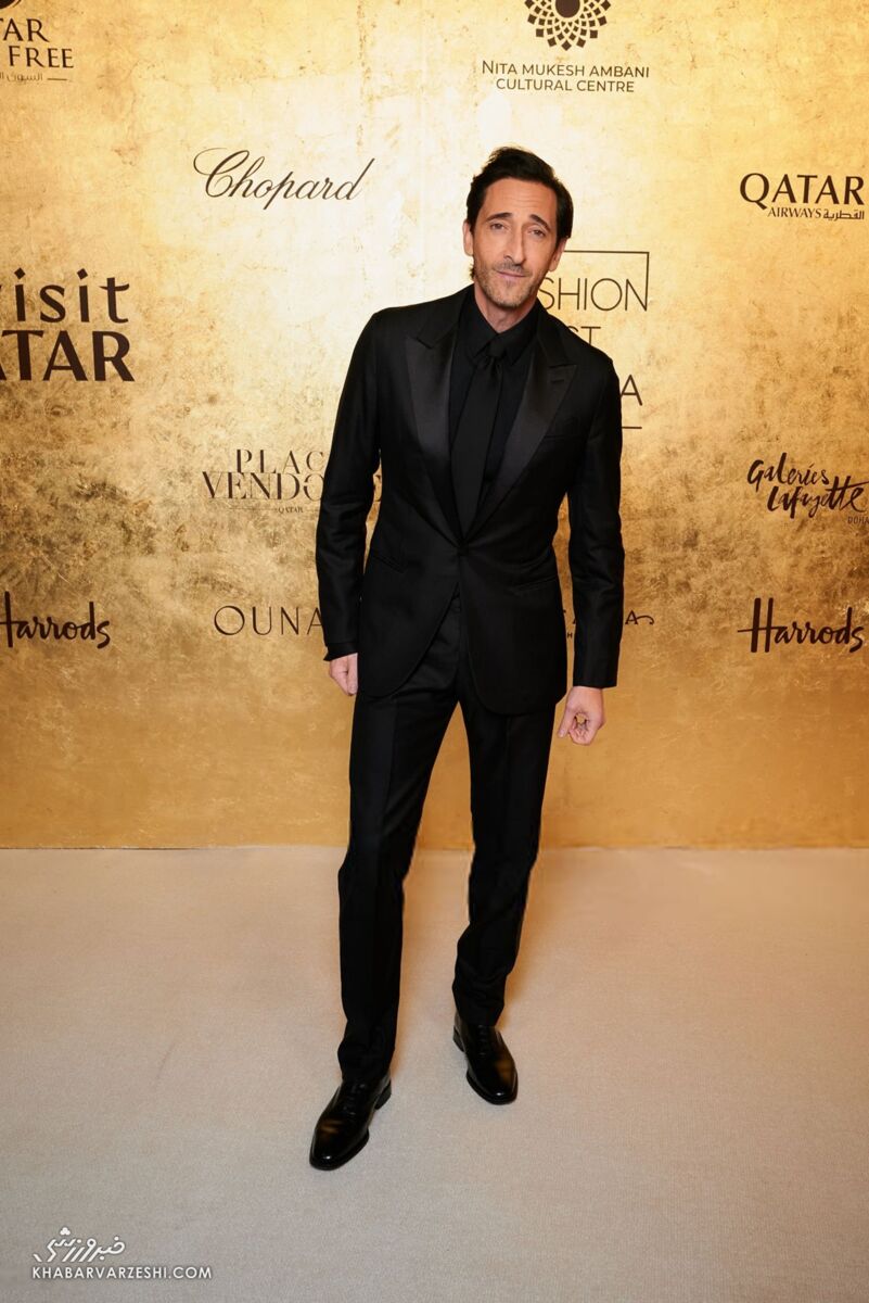 آدرین برودی در موزه ملی قطر