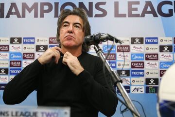 ویدیو| واکنش ساپینتو به شکست سنگین استقلال مقابل الوصل/ ما با انتقام گیری زندگی نمی‌کنیم!