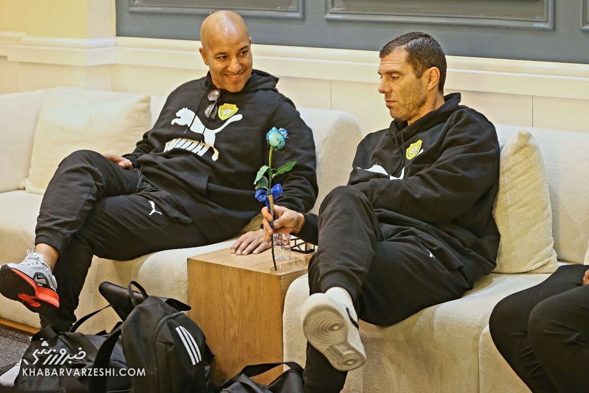 استقلال با گل آبی به استقبال الوصل رفت +عکس