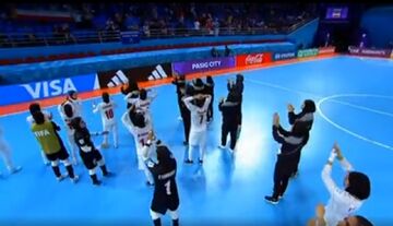 ویدیو| جشن دختران فوتسالیست ایران پس از تاریخ سازی