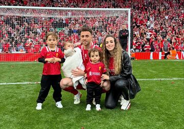 وداع دردناک با فوتبالیست فقید؛ دخترت یک ساله شد و تو نیستی... +تصاویر