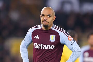 شب جنون‌آمیز در لیگ اروپا؛ دو گل مالن و باران اشیا از سکوها