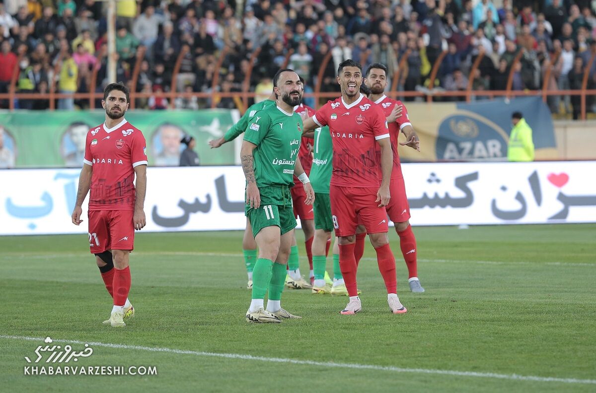 کارشناس داوری صحنه‌های مشکوک پرسپولیس - شمس آذر/ یک پنالتی و یک گل سوخت؟