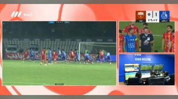 ویدیو| شاهکار دروازه‌بان استقلال روی مشکوک‌ترین صحنه!/ پنالتی فولاد درست بود؟