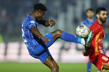 زوایای جدید از دعوای اندونگ و استقلال؛ سازمان لیگ نه، پای فیفا به میان آمد!