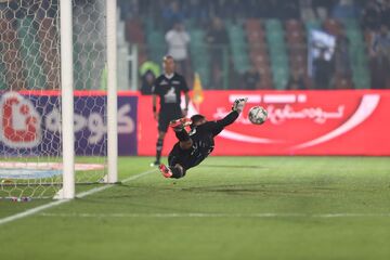 ویدیو| واکنش دسته‌جمعی بازیکنان استقلال به درخشش سوپرمن!