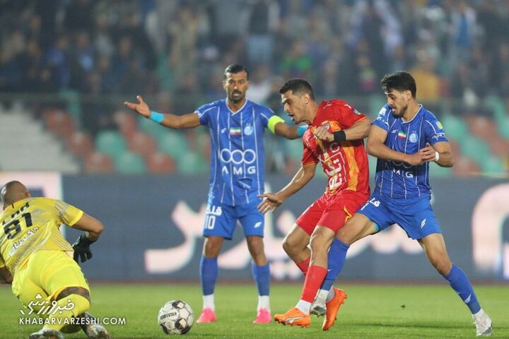 استقلال - فولاد