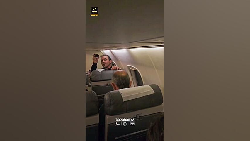 ویدیو| سورپرایز تولد محرم نویدکیا در هواپیما و حین پرواز!
