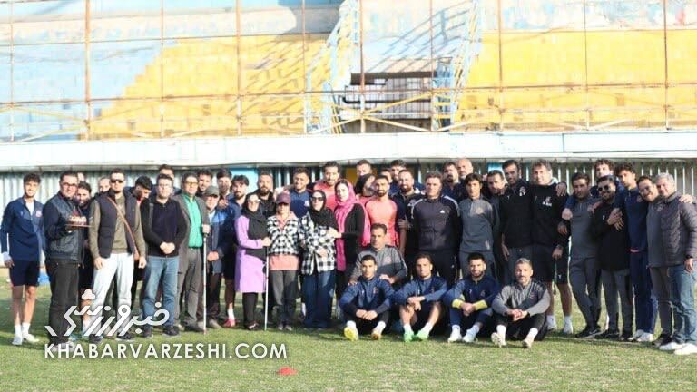 حرکت قشنگ برای جبران کار زشت بعد از بازی پرسپولیس! +عکس
