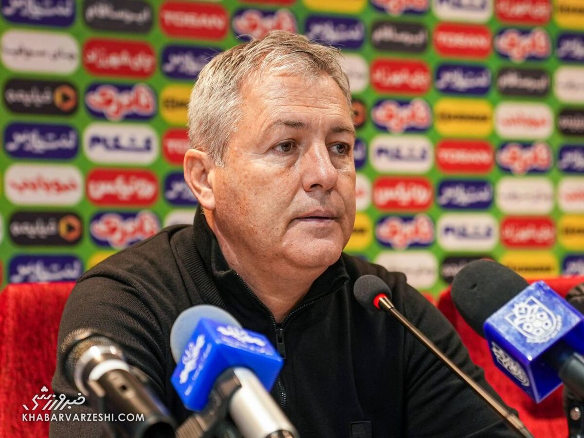 کنایه سرمربی تراکتور به داوری: امروز از داوری فقط تعریف می‌کنم تا محروم نشوم!