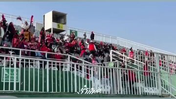 ویدیو| وضعیت جایگاه زنان پرسپولیسی و استقلالی در ورزشگاه اراک