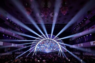 اجرای زنده خوانندگان مشهور روی صحنه قرعه‌کشی جام جهانی ۲۰۲۶ +تصاویر