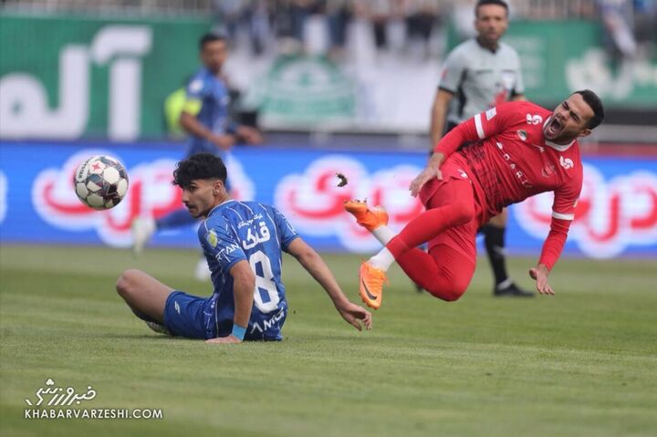 اوستون اورونوف؛ پرسپولیس - استقلال