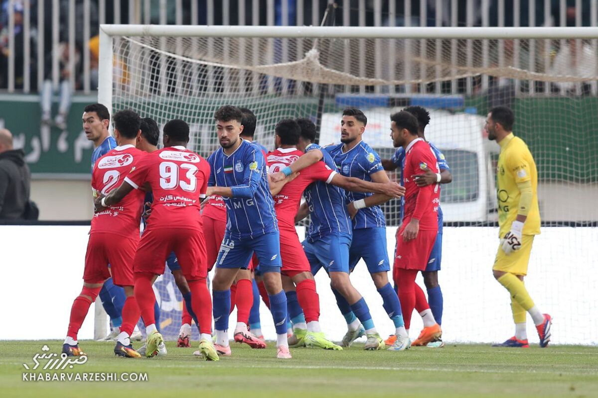 پرسپولیس - استقلال در اراک