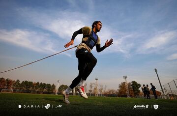 اوسمار ستاره پرسپولیس را خانه‌نشین کرد؟ از مربی برزیلی بعید بود!