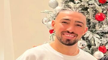 ویدیو| رونمایی منیر الحدادی از مدل موی جدیدش در تهران!