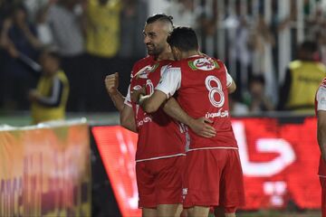 از واقعیت تا شایعه؛ سردار دورسون گزینه زمستانی پرسپولیس؟