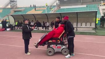 ویدیو| عکس یادگاری سرژ اوریه با هوادار جانباز پرسپولیس