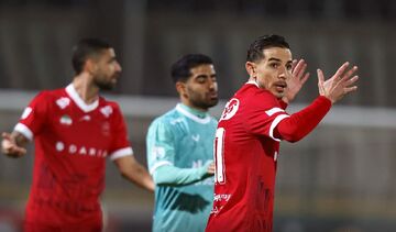 مورد عجیب در کنار گذاشته شدن فرشاد احمدزاده