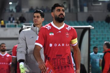 ویدیو| فریاد نیازمند بر سر براجعه: جان مادرت اینطور بازی نکن!