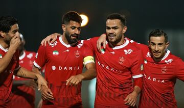 اوسمار با عصای ازبک، پرسپولیس را به صدر برد/ پیکان سه امتیاز را باخت، اما فوتبال را برد