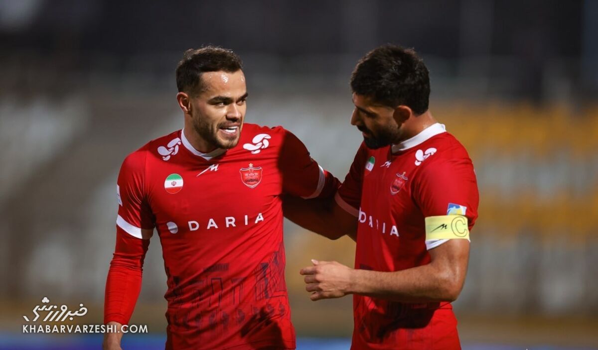 اوسمار در رختکن دستگردی به اورونوف چه گفت؟