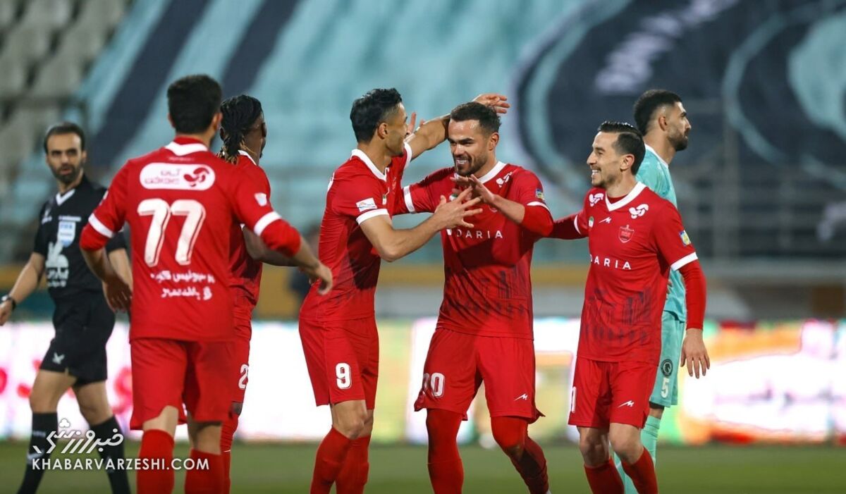 اوستون اورونوف 