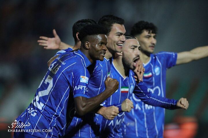 شادی گل رستم آشورماتوف؛ استقلال - ملوان