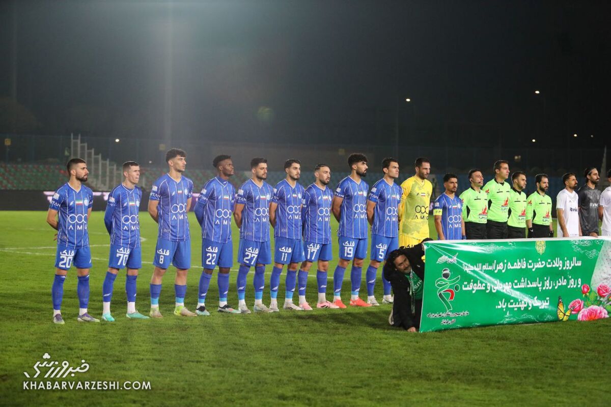 حق استقلال را به راحتی می‌خورند؛ هیچ‌کس هم از ما حمایت نمی‌کند/ ۳ جلسه محرومیت سروش رفیعی را با ۱۰۰ میلیون جریمه جمع کردند!