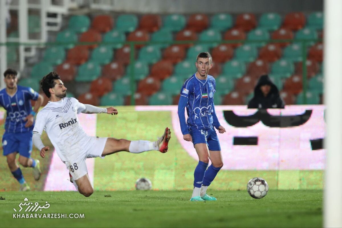 پرسپولیس برای پدیده ملی پوش دندان تیز کرد پرسپولیس برای پدیده ملی پوش دندان تیز کرد