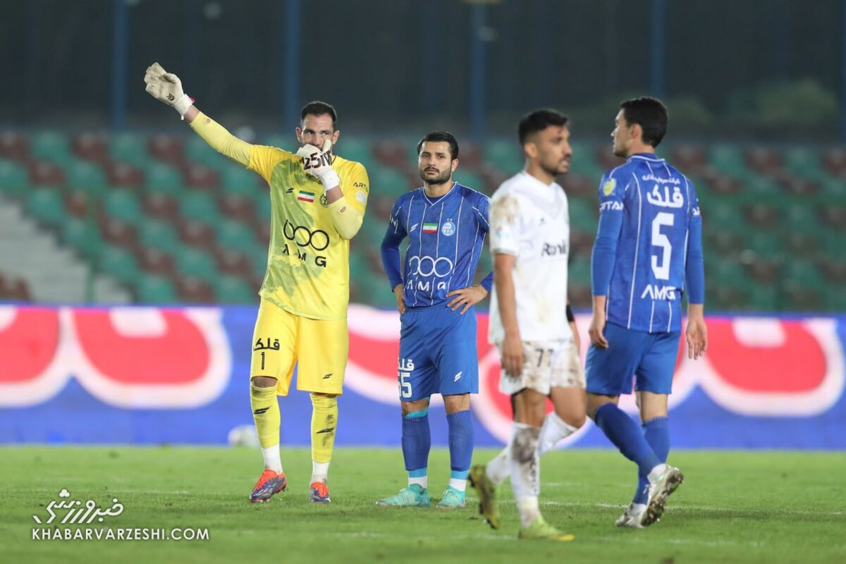 ترکیب احتمالی استقلال مقابل خیبر/ شوک ساپینتو برای مهدی رحمتی