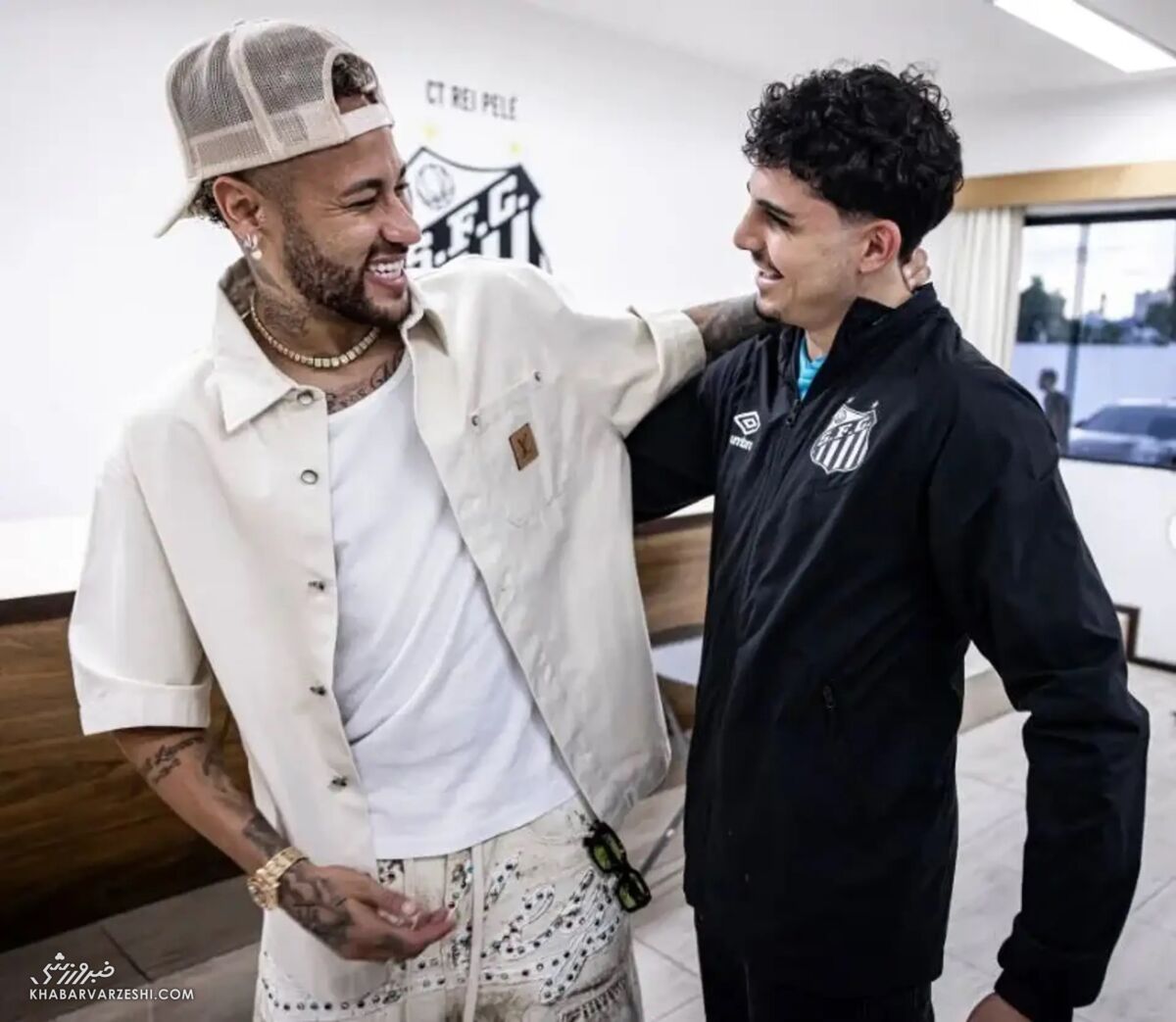 نیمار الهامبخش رقص معروفش را دید و اشک ریخت!/ بازگشت به آغوش ستاره برزیلی بعد از ۱۳ سال! +عکس