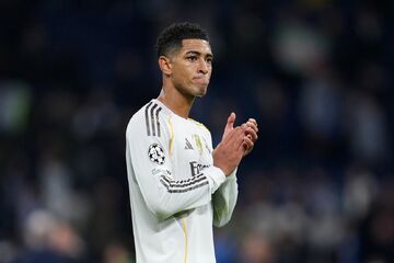 سرمربی ما را اخراج می‌کنند؟ این کار دیوانگی‌ست!