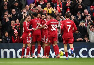 لیورپول ۲ - برایتون ۰/ بریس هوگو اکیتیکه در بازگشت شیرین صلاح