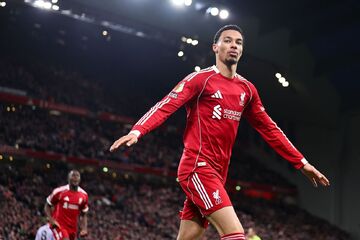 حمایت ستاره لیورپول از صلاح: او برای من الگو است