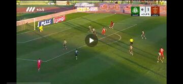 ویدیو| صحنه مورد اعتراض پرسپولیسی‌ها/ سرنگونی بیفوما در محوطه جریمه