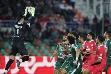 ویدیو| پیام نیازمند، بهترین گلر نیم فصل اول لیگ برتر شد